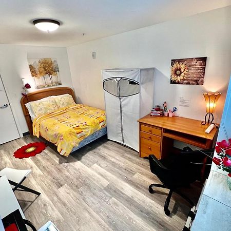 Micro Studio Apartment 10 Minutes Walk To University Of Washington Seattle Zewnętrze zdjęcie