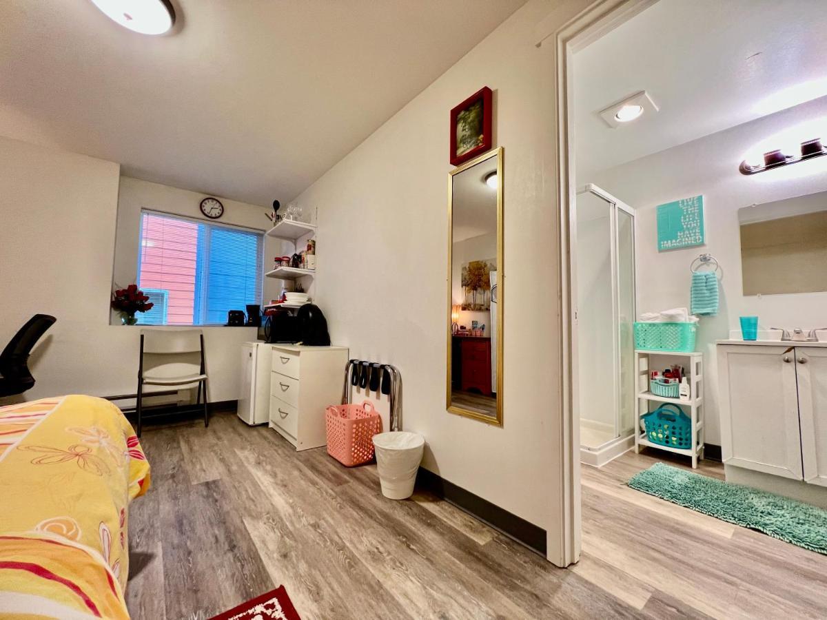Micro Studio Apartment 10 Minutes Walk To University Of Washington Seattle Zewnętrze zdjęcie